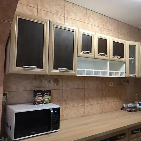 Apartament Romero Apartman *